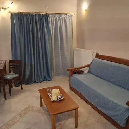 Eptalofos Apartments Appartement *