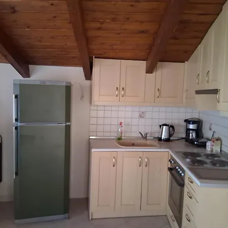 Eptalofos Apartments Appartement