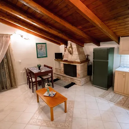 Eptalofos Apartments Apartament Eptálofos