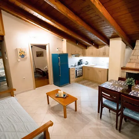 Eptalofos Apartments Appartement *